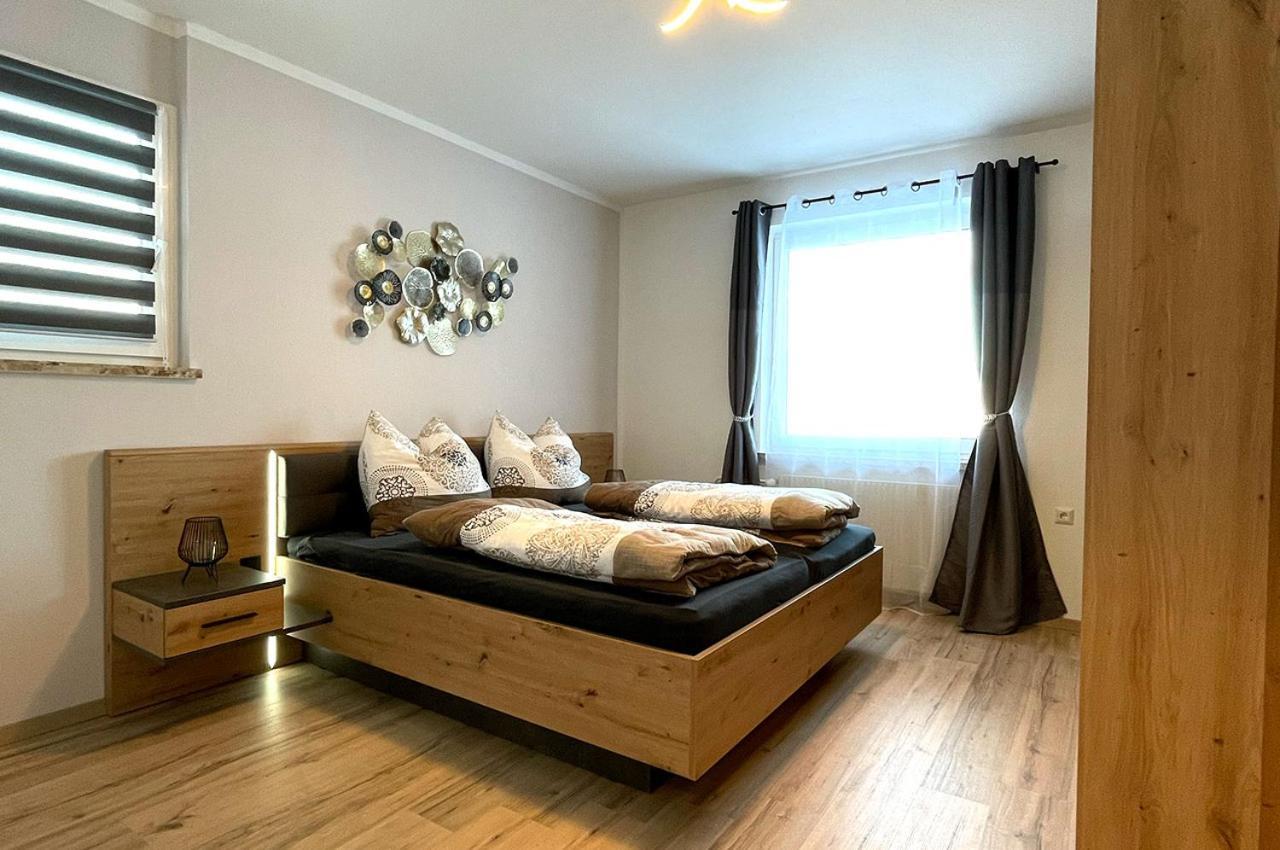 Appartement Schoene Ferienwohnung, Familienfreundlich 130m2 Greifenburg