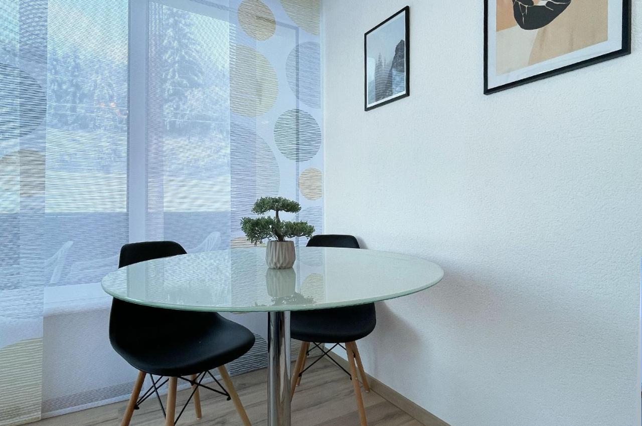 Schoene Ferienwohnung, Familienfreundlich 130m2 Appartement